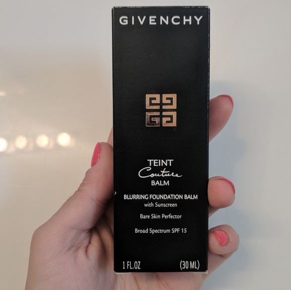 Givenchy Teint Couture Blurring Foundation - Picture 1 of 2